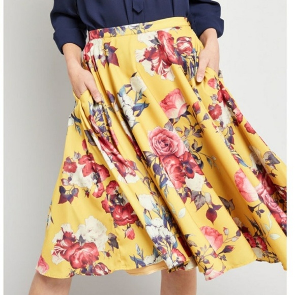Modcloth Dresses & Skirts - Modcloth Ikebana for All yellow floral midi skirt
